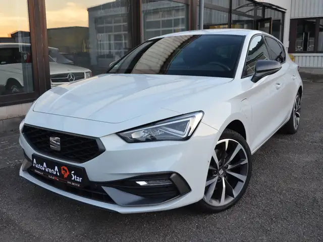 SEAT Leon e-Hybrid 1,4 FR e-Hybrid,Alu,Klima,Navi,PDC+R-Kamera,Shz,Tel