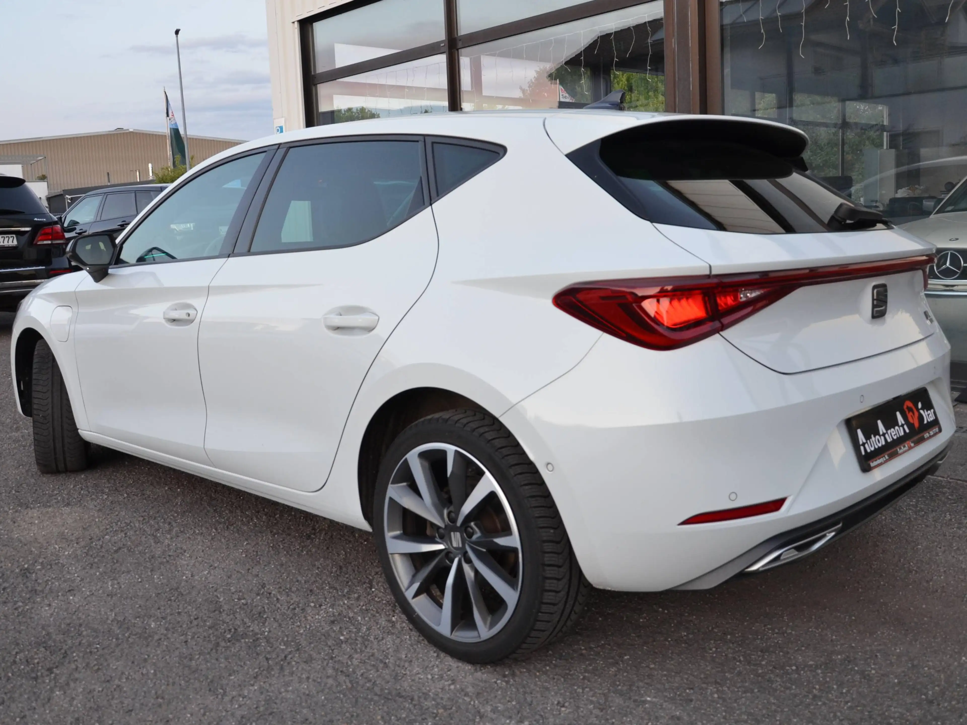 SEAT Leon e-Hybrid 1,4 FR e-Hybrid,Alu,Klima,Navi,PDC+R-Kamera,Shz,Tel — photo 7