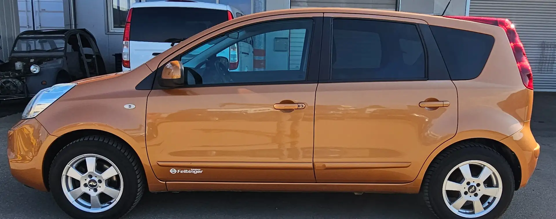 Nissan Note Tekna Orange - 2