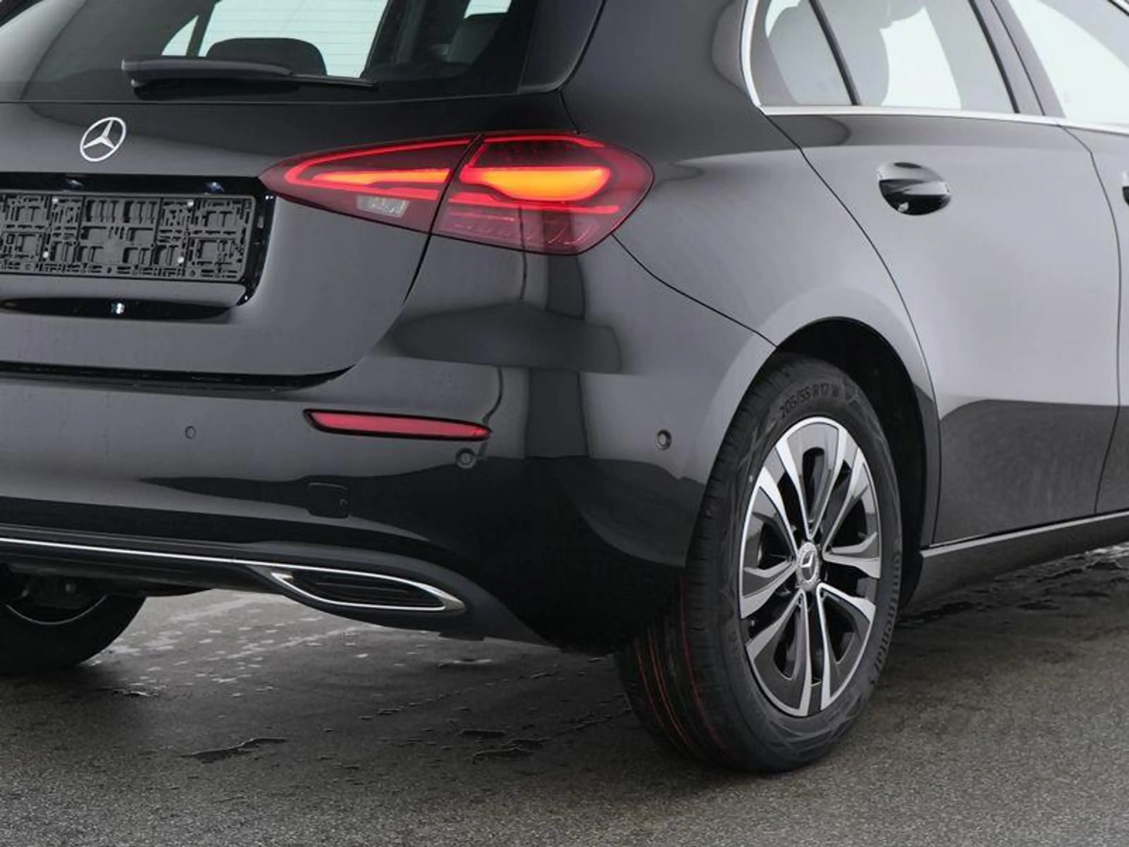 Mercedes-Benz A 180 Hatchback Luxury Line | Smartphone Integratie | Ve — photo 9