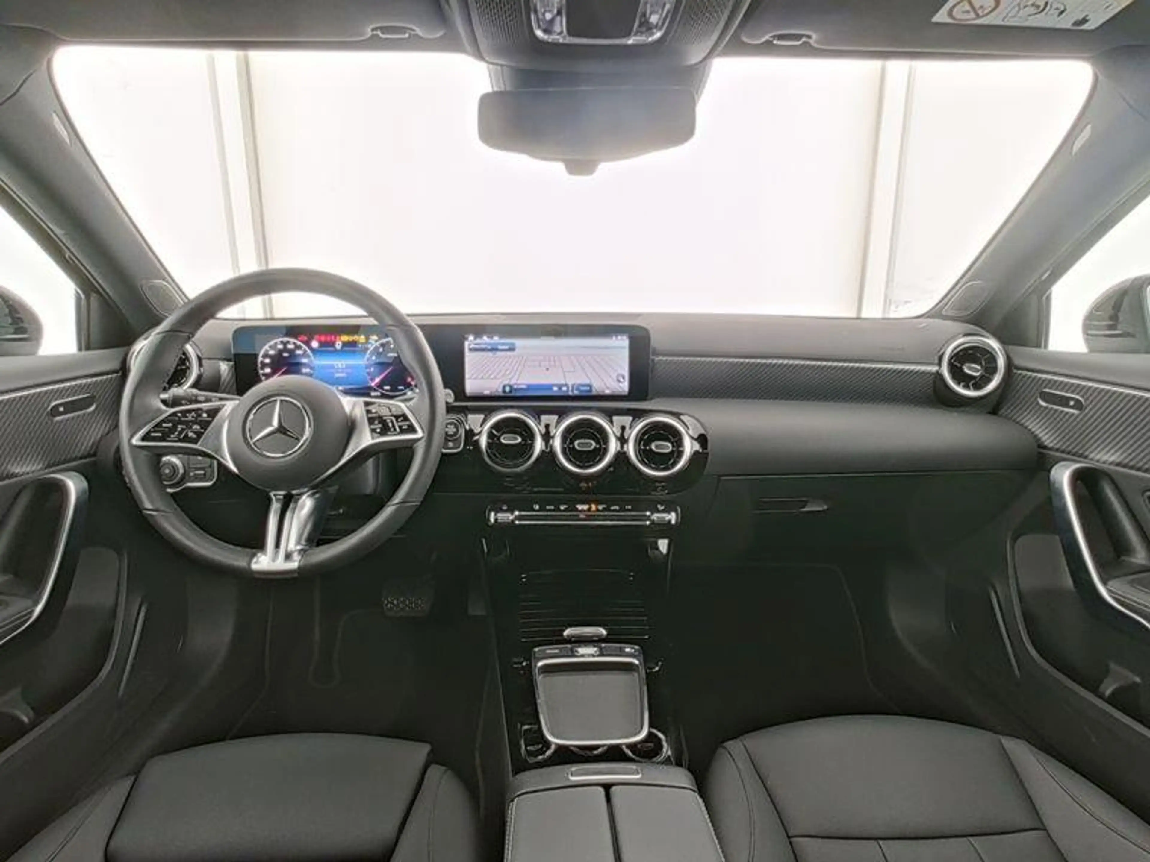 Mercedes-Benz A 180 Hatchback Luxury Line | Smartphone Integratie | Ve — photo 6