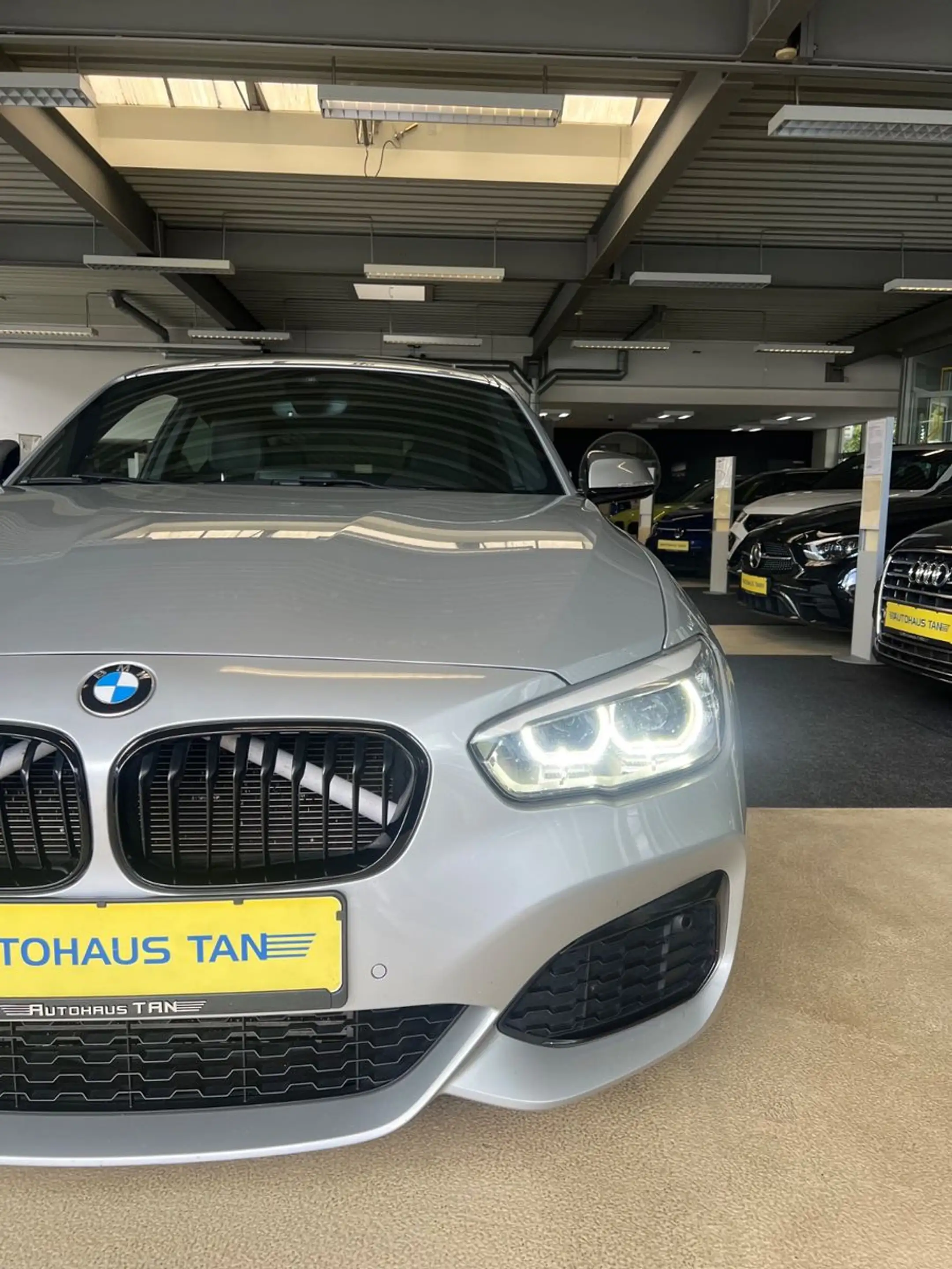 BMW 135 i xDrive * SCHIEBEDACH * LEDER * — photo 10