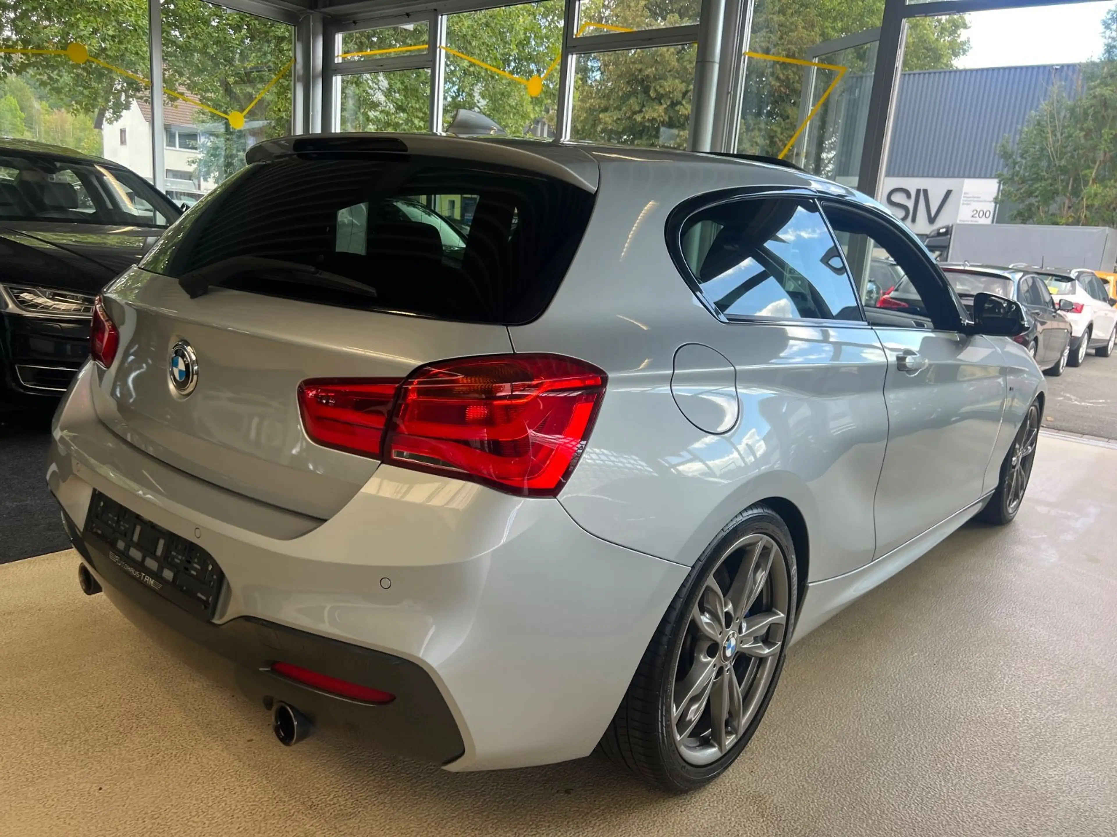 BMW 135 i xDrive * SCHIEBEDACH * LEDER * — photo 5