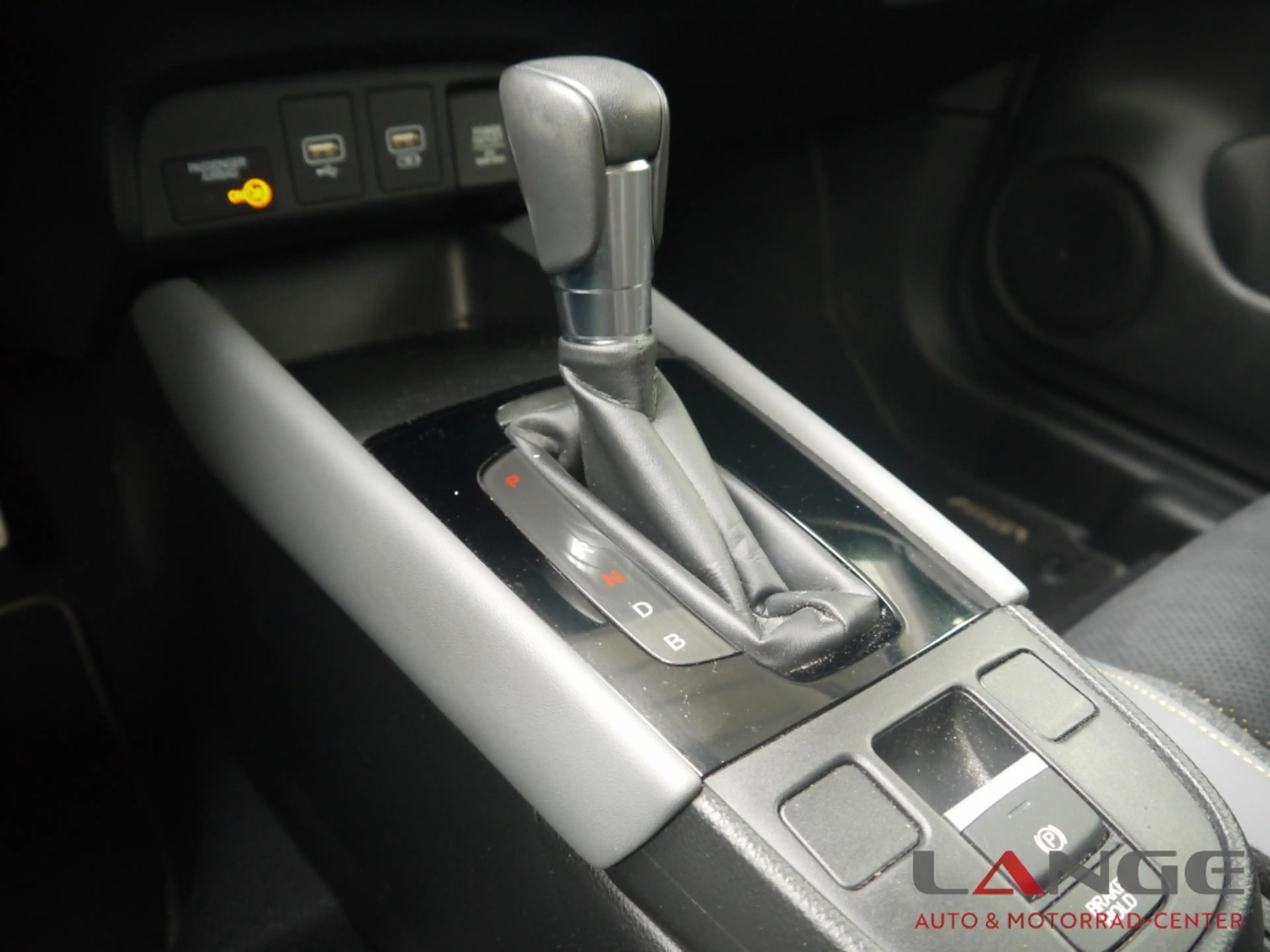 Honda Jazz 1.5 i-MMD Hybrid Advance Sport SHZ Temp Tel.-Vorb. — photo 11