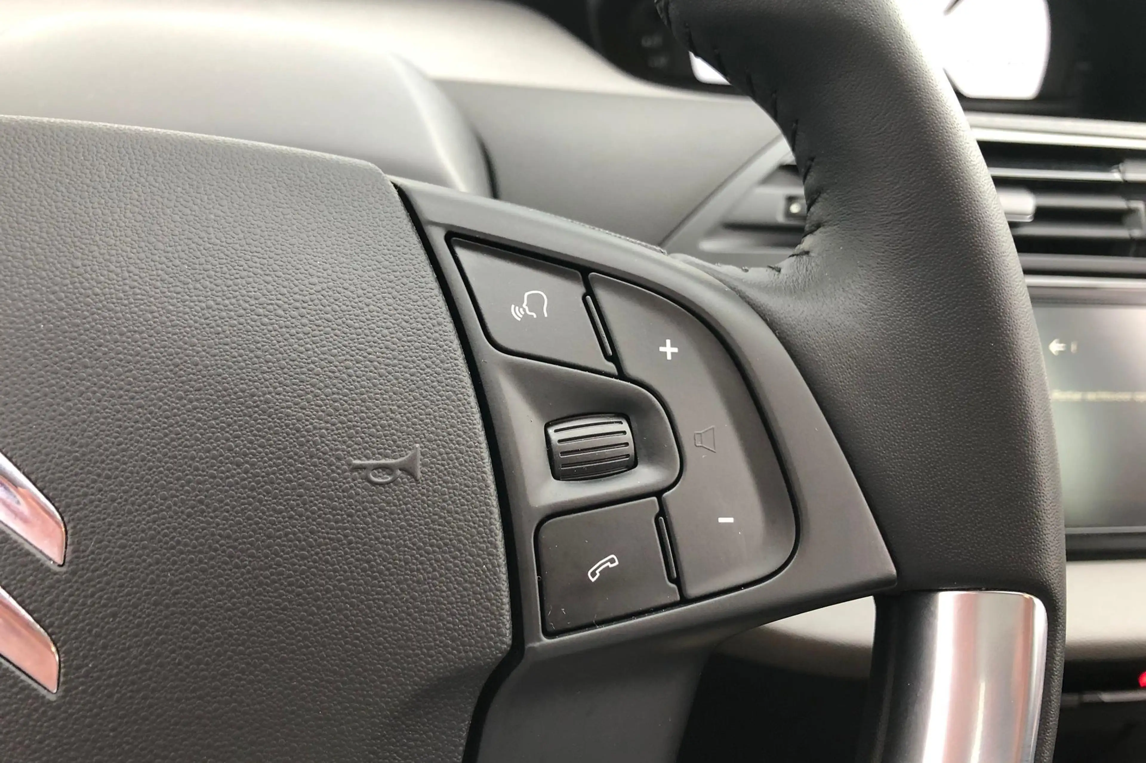 Citroen C4 Picasso 130PK Selection | Parkeersensoren | Navigatie | Cr — photo 12