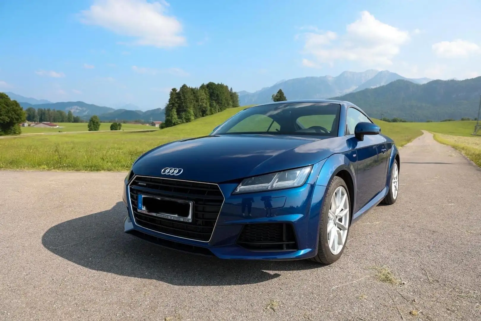 Audi TT Coupe 2.0 TFSI quattro S-Line Blau - 1