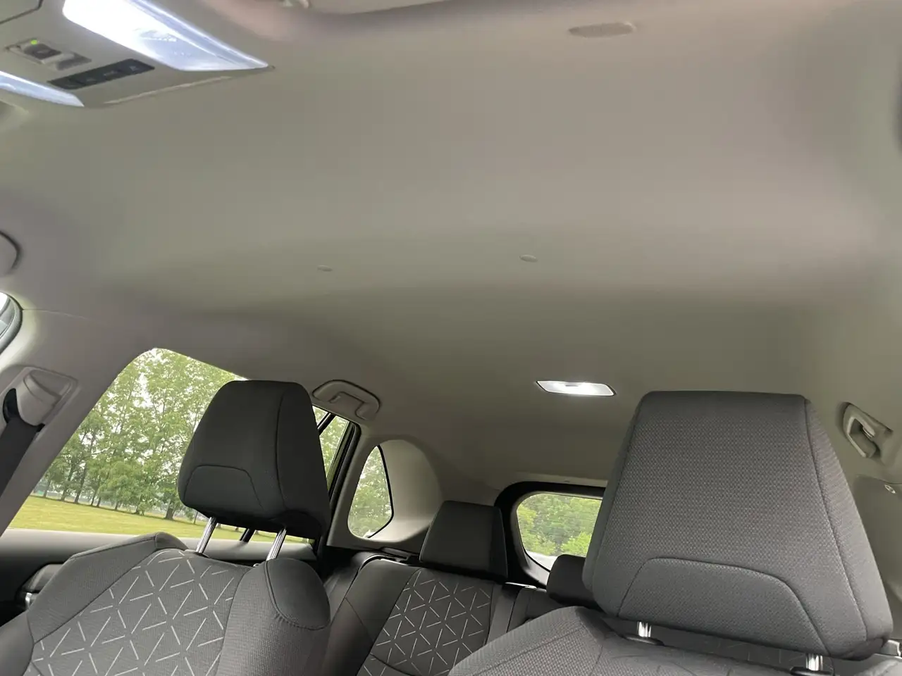 Toyota RAV 4 photo Toyota RAV 4
