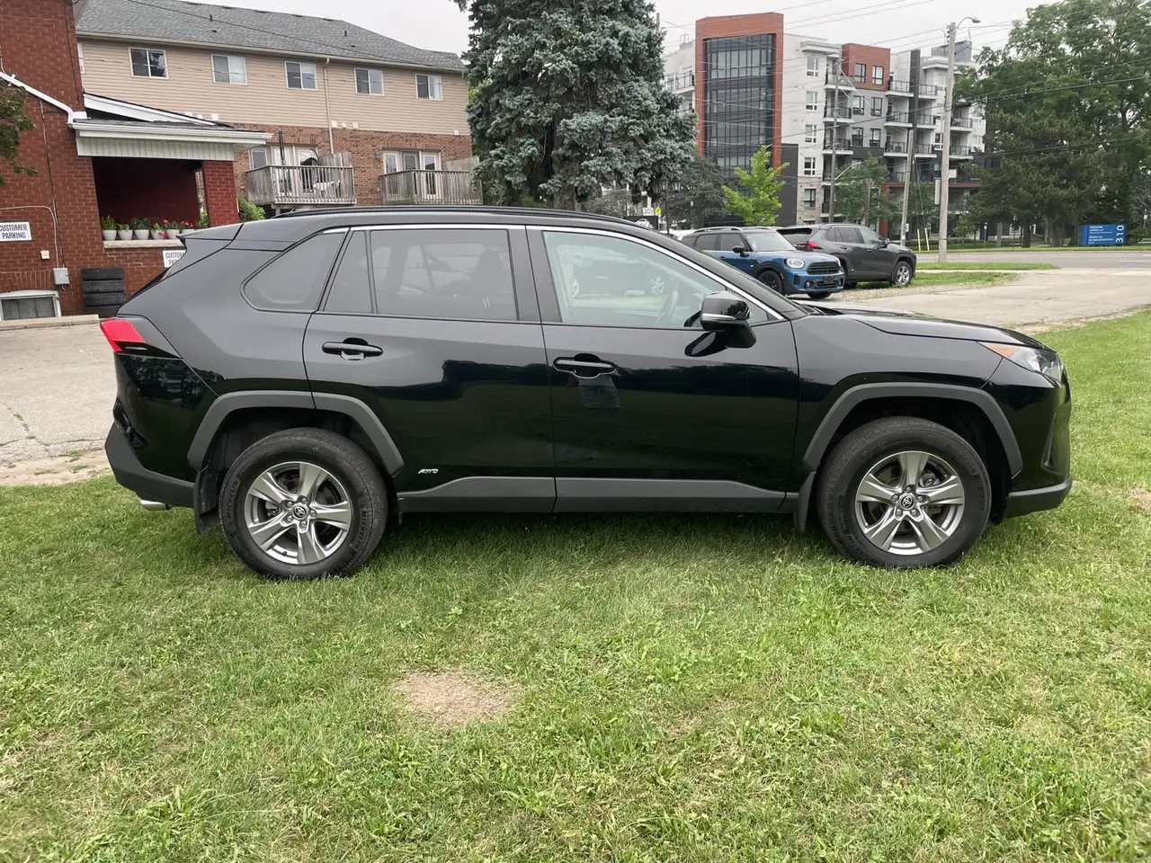 Toyota RAV 4 photo Toyota RAV 4