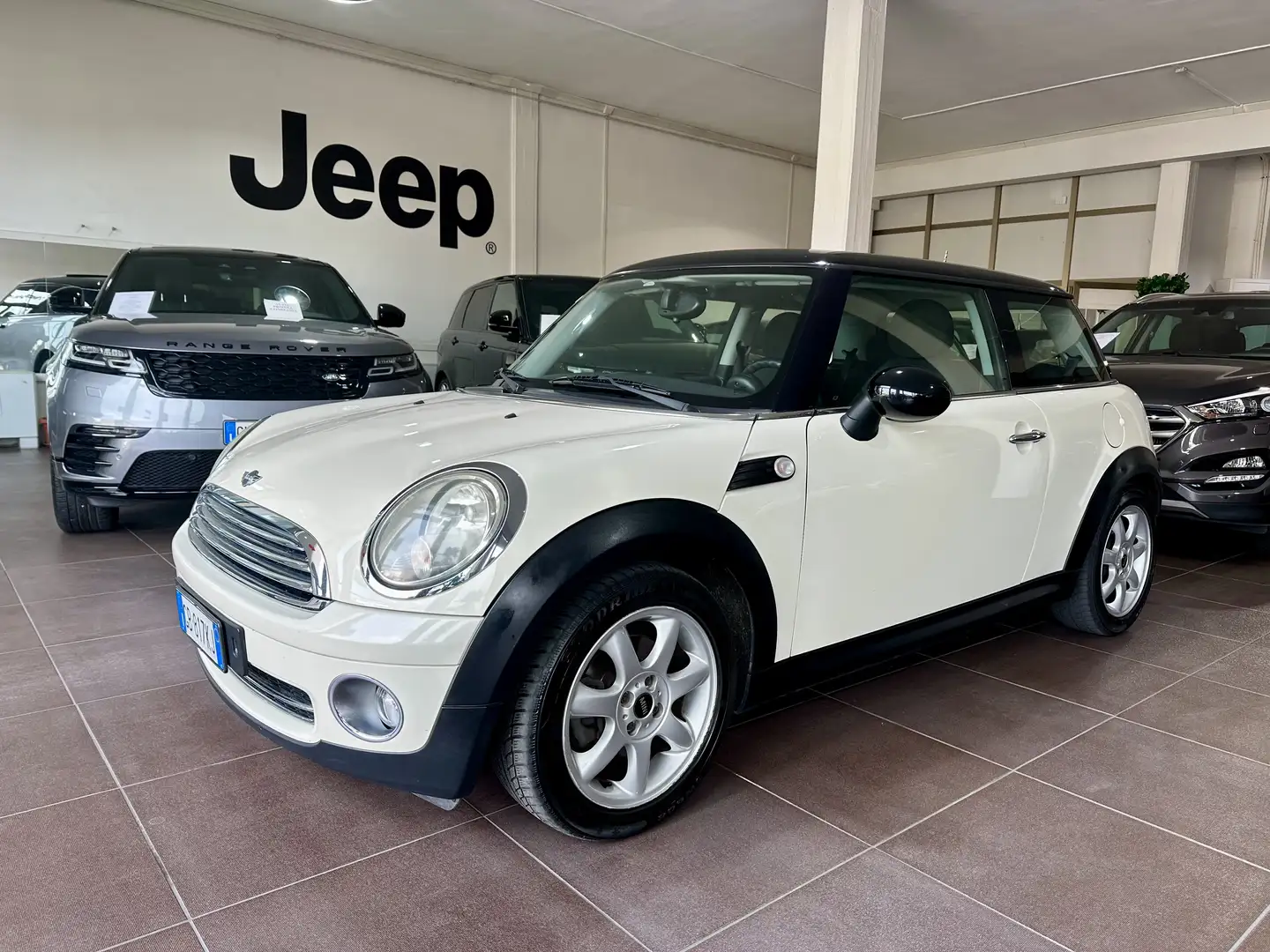 MINI Cooper 1.6 Chili 120cv Weiß - 1