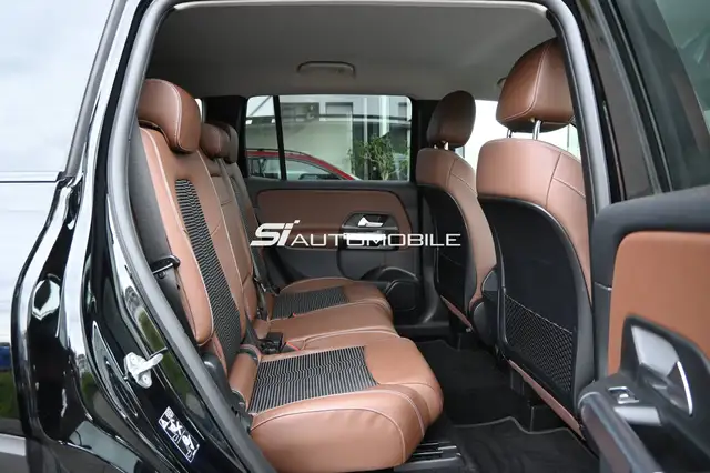 Mercedes-Benz GLB view 14