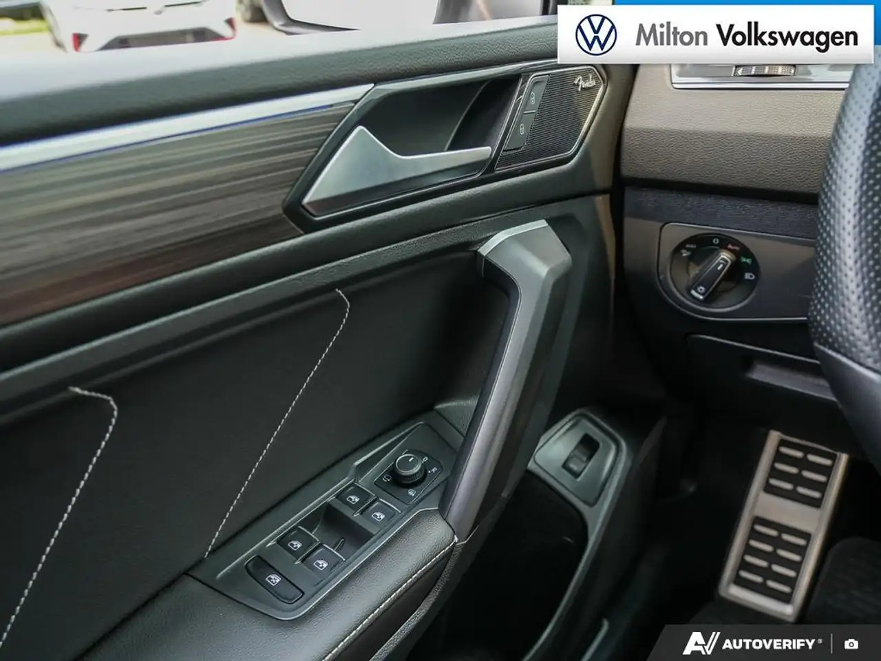 Volkswagen Tiguan photo Volkswagen Tiguan