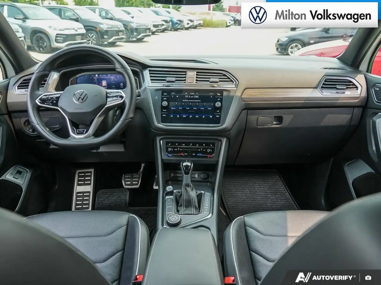Volkswagen Tiguan photo Volkswagen Tiguan