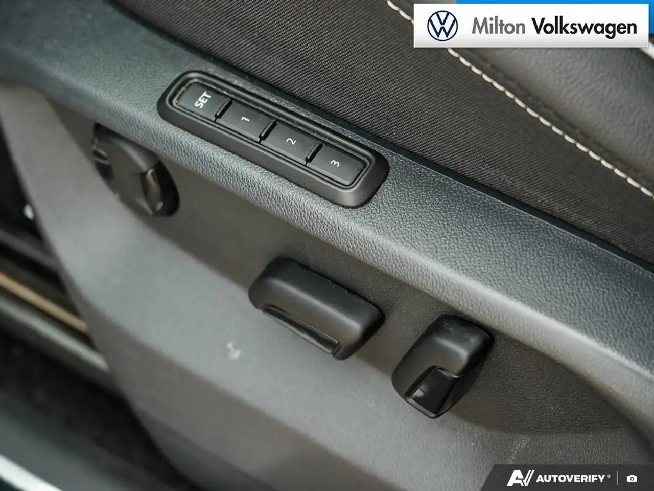 Volkswagen Tiguan photo Volkswagen Tiguan