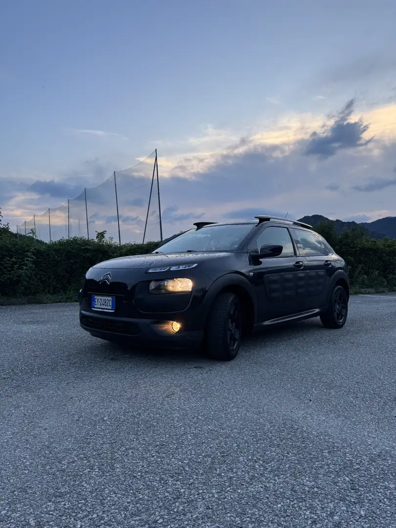 Citroen C4 Cactus PureTech 82 Shine Nero - 1
