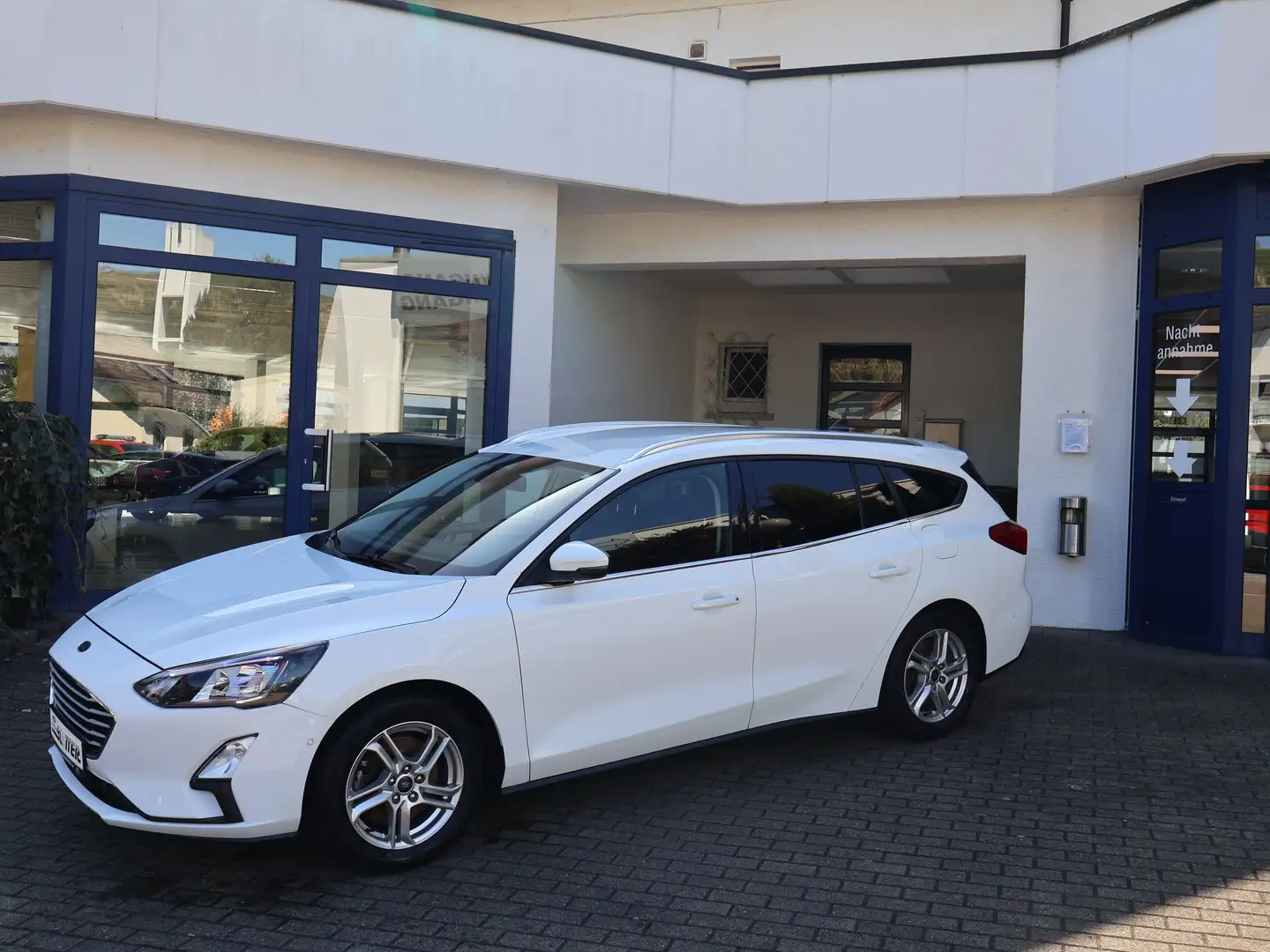 Ford Focus Cool & Connect Weiß - 1