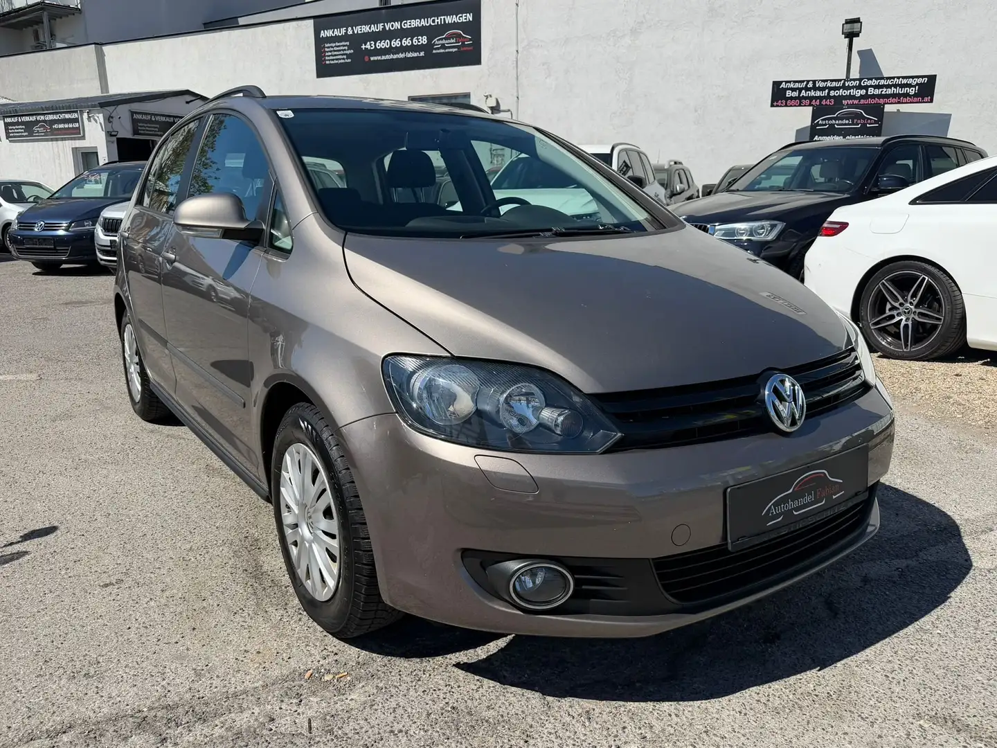 Volkswagen Golf Plus Rabbit 1,6 TDI mit PICKERL 01/27 Sitzheizung Navi Silber - 2