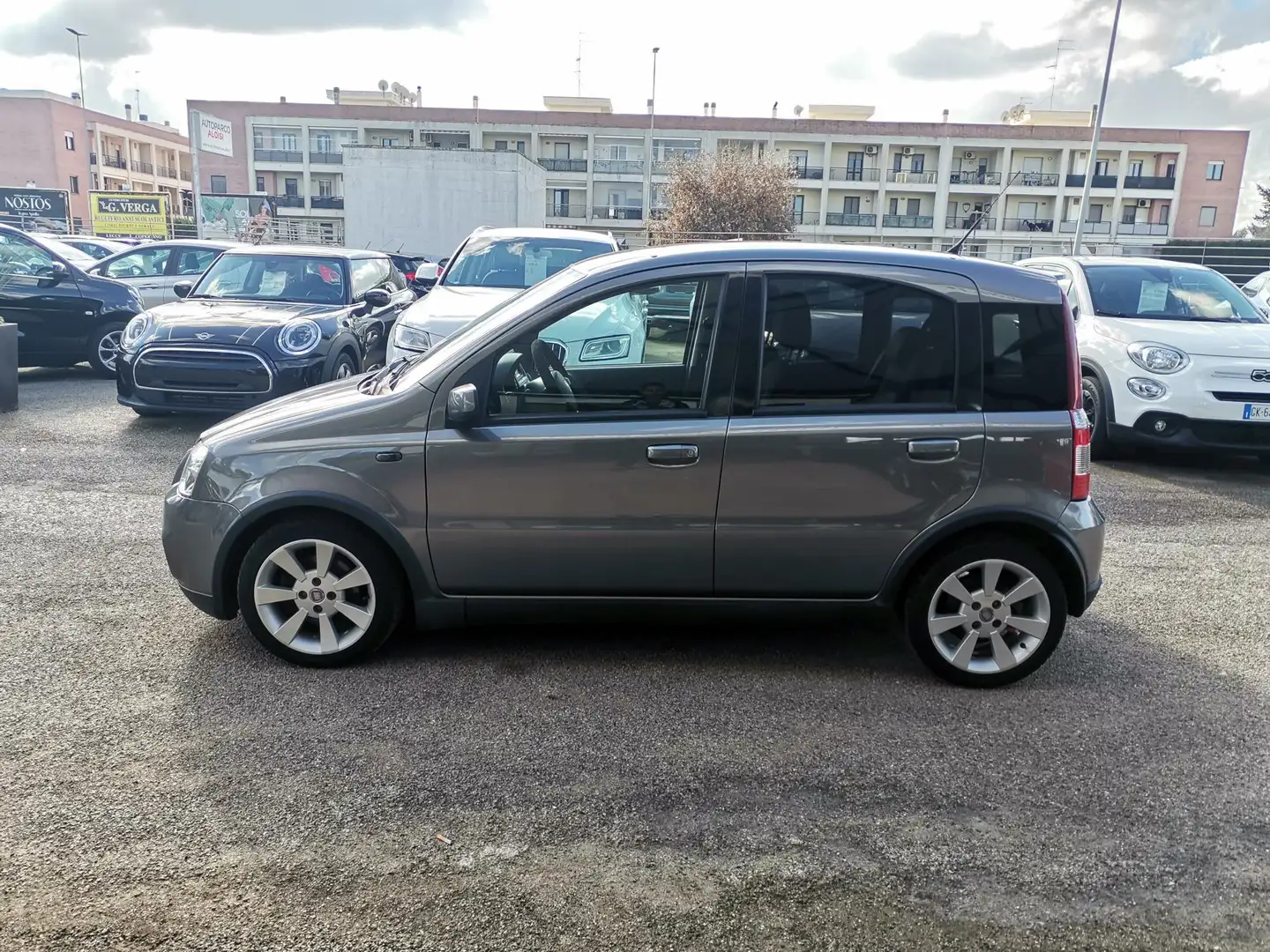 Fiat Panda 1.4 16v 100cv Gris - 2