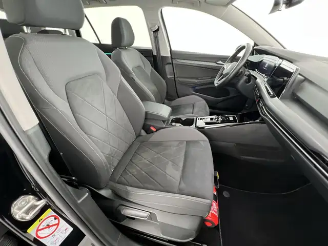 Volkswagen Golf view 9