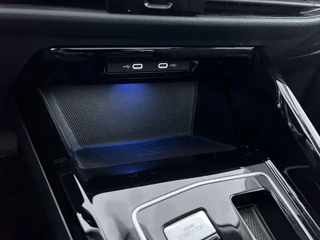 Volkswagen Golf view 17