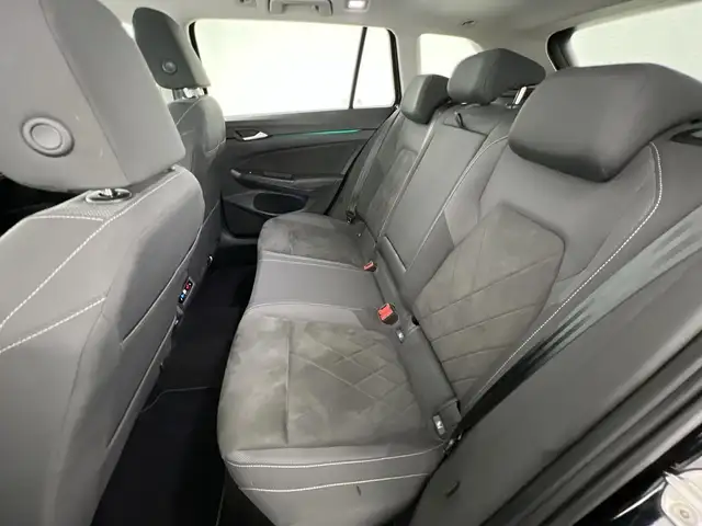 Volkswagen Golf view 10