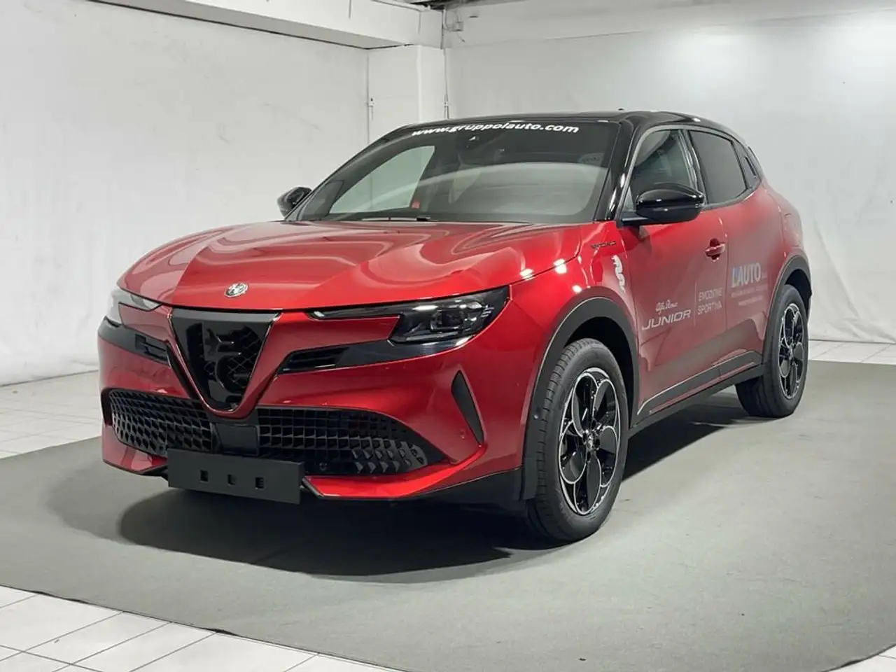 Alfa Romeo Junior elettrica Speciale 156cv — photo 1 of 30
