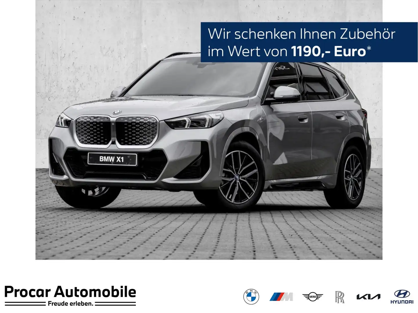 BMW iX1 eDrive20 M Sport HUD ACC RFK NAVI LED DAB Grijs - 1