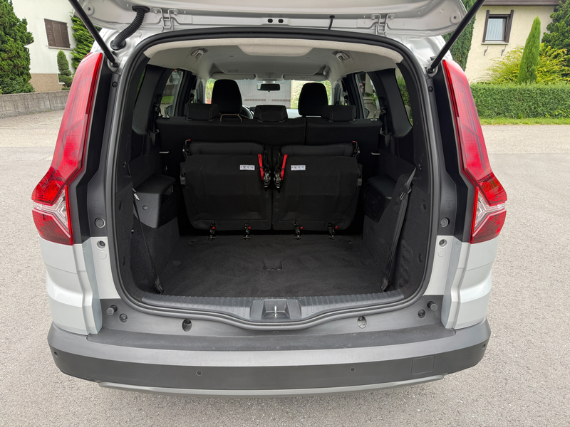 Dacia Jogger Extreme TCe 110 7-Sitzer Navi Kamera — photo 9