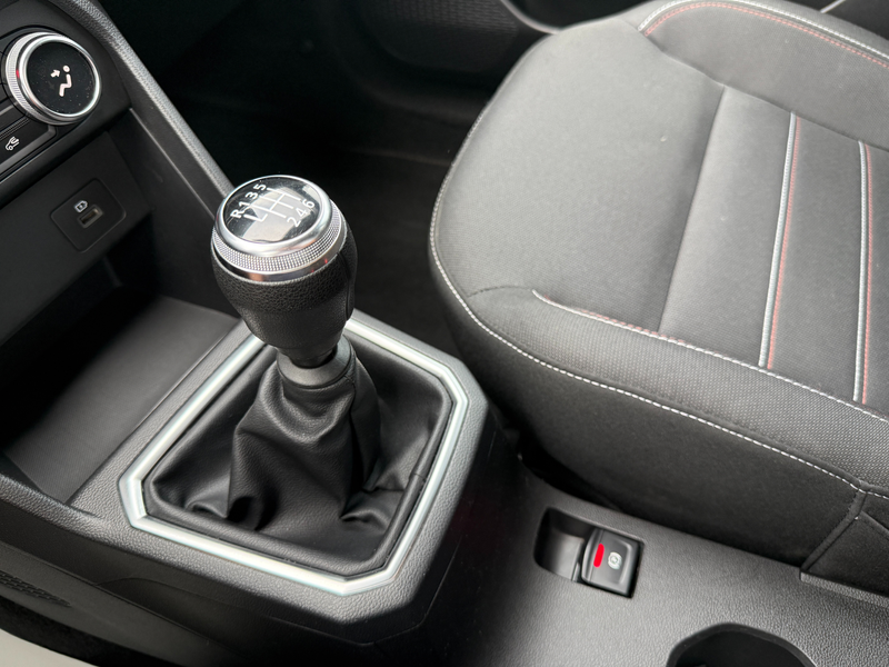 Dacia Jogger Extreme TCe 110 7-Sitzer Navi Kamera — photo 15