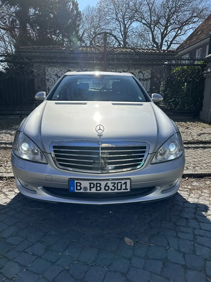 Mercedes-Benz S 320 Mercedes-Benz S320 CDI 7G-Tronic BlueEFFICIENCY Серый - 2