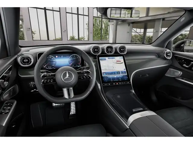 Mercedes-Benz GLC view 8