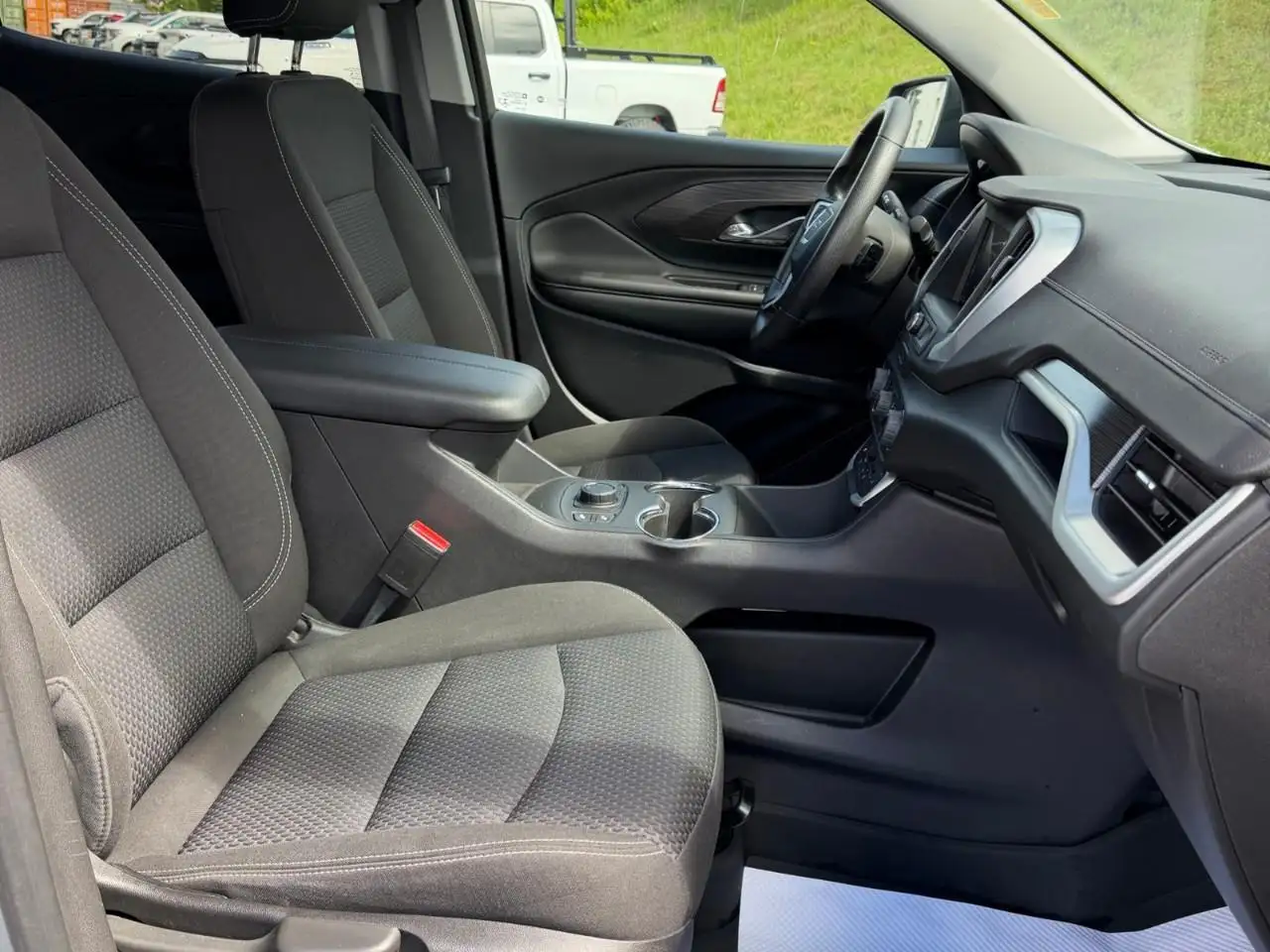 GMC Terrain photo GMC Terrain