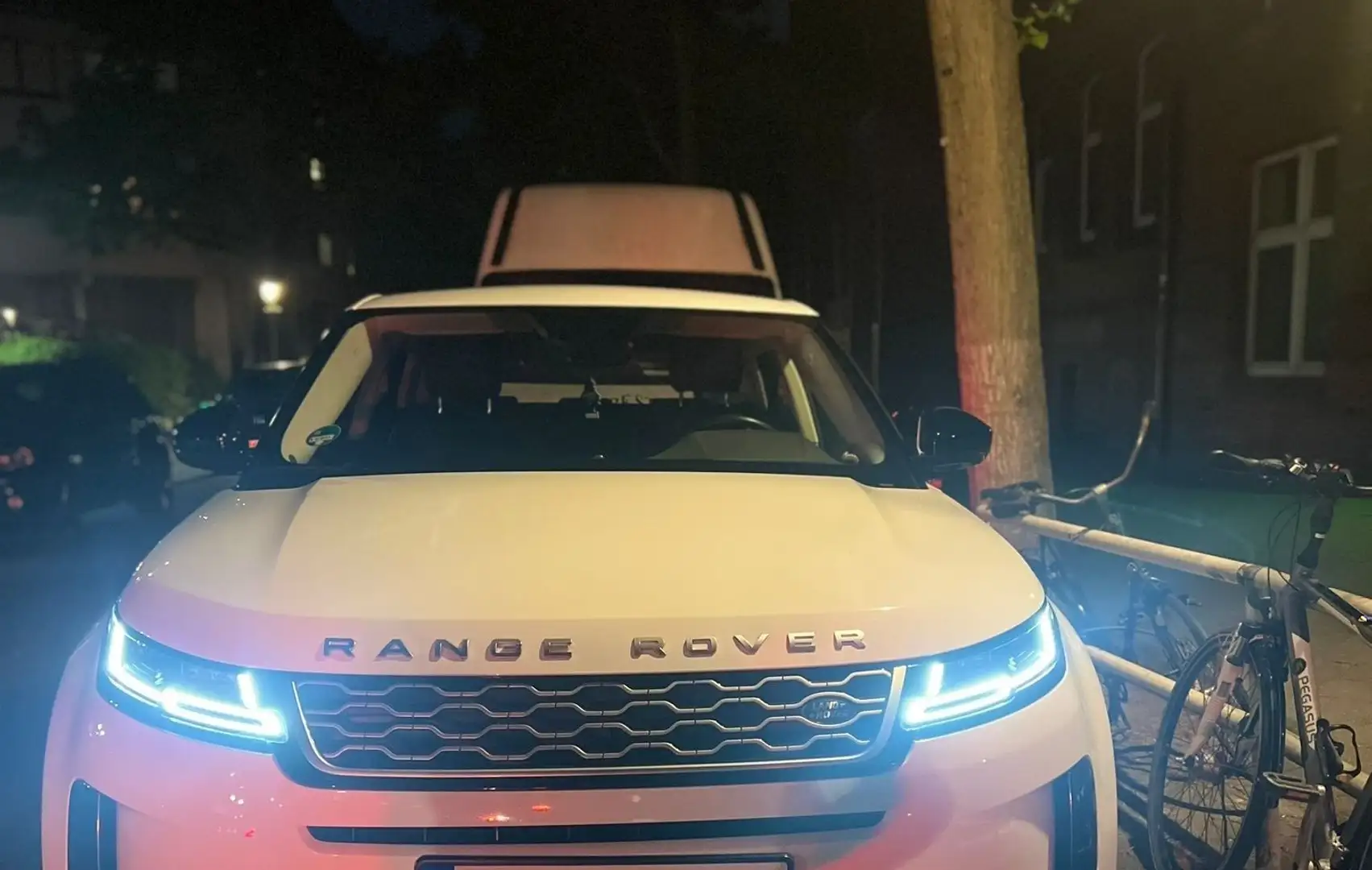 Land Rover Range Rover Evoque D180 First Edition - 2