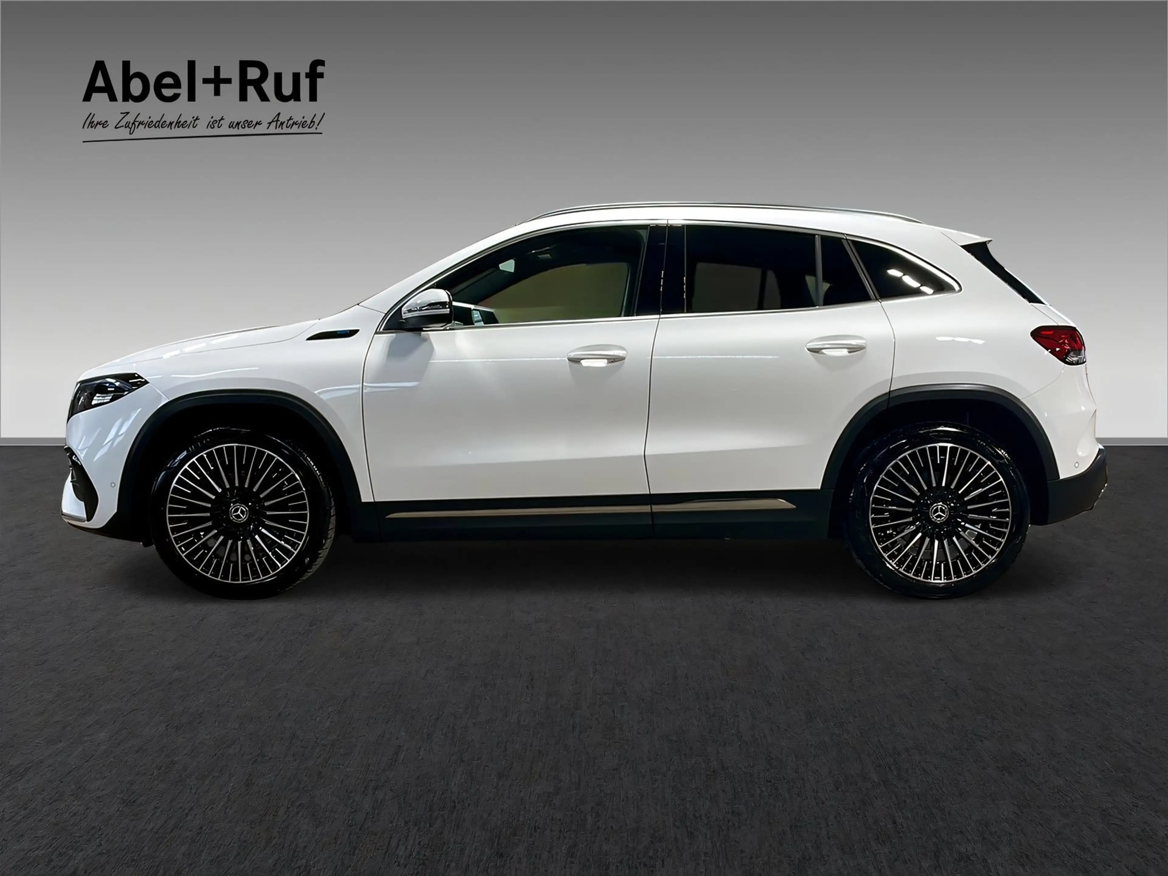 Mercedes-Benz EQA 300 4M AMG+LED+Kamera+CarPlay+Ambiente+SHz — photo 3