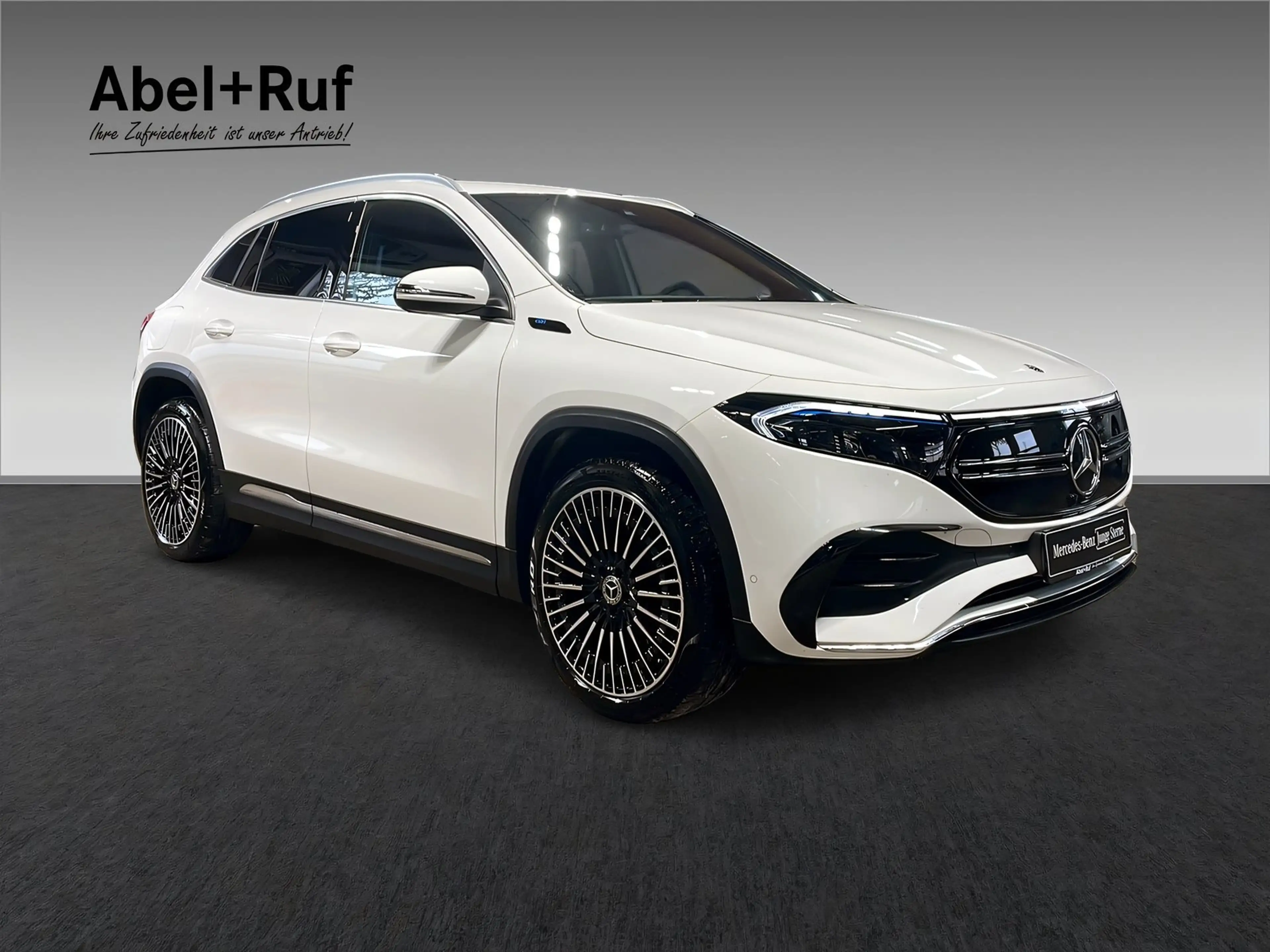 Mercedes-Benz EQA 300 4M AMG+LED+Kamera+CarPlay+Ambiente+SHz — photo 7