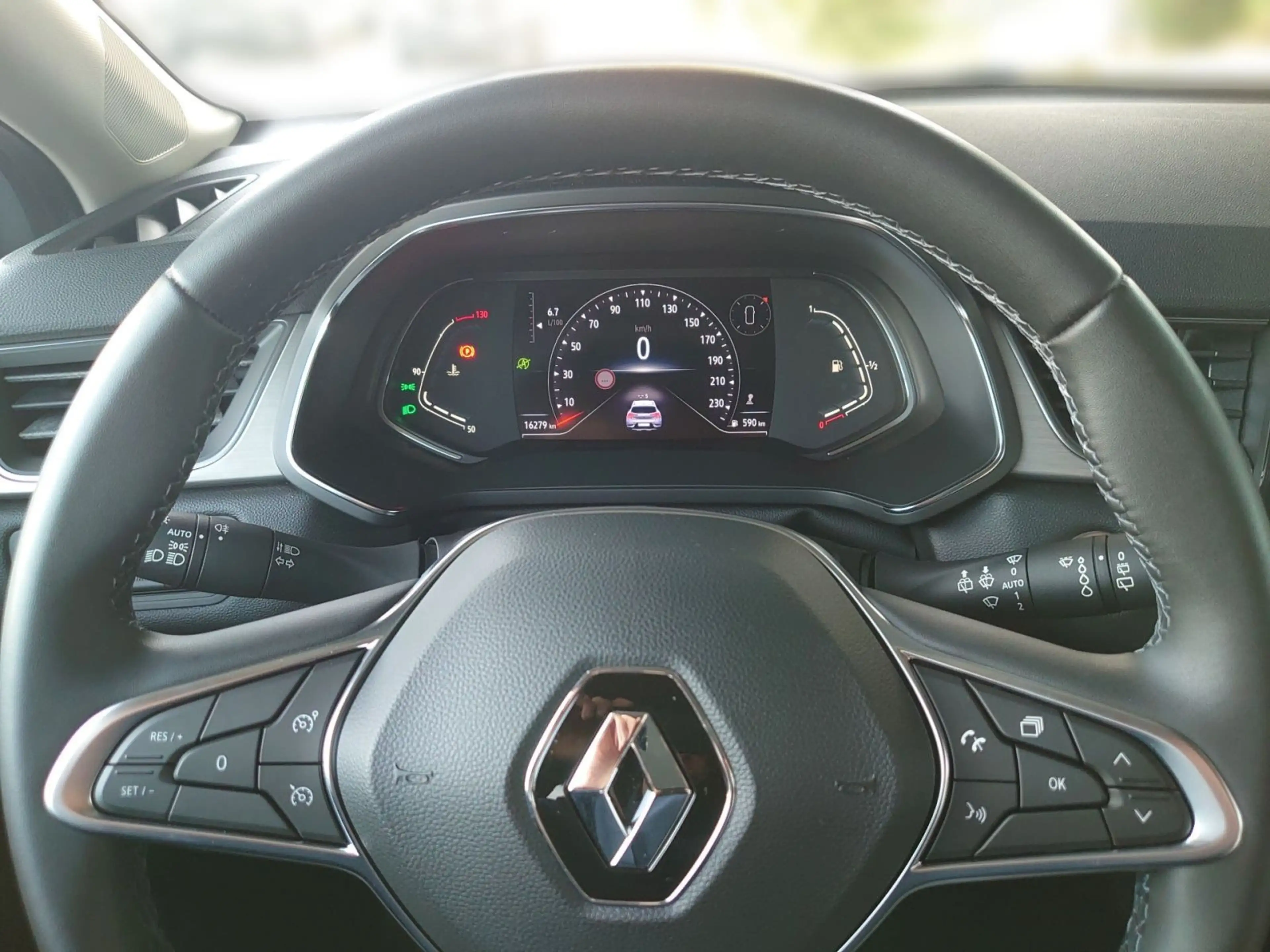 Renault Captur II 130PS Intens / Winterräder — photo 11