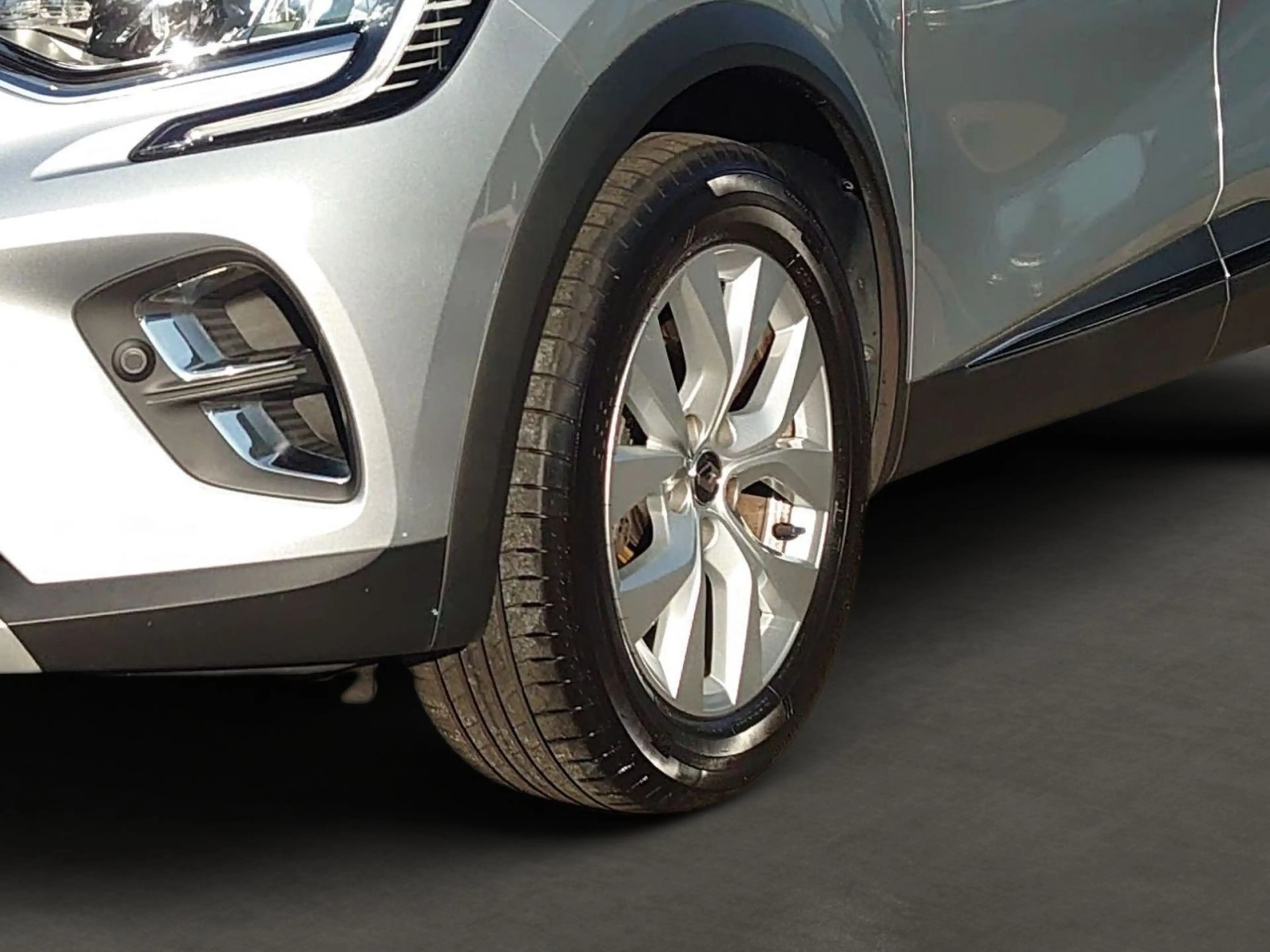 Renault Captur II 130PS Intens / Winterräder — photo 5