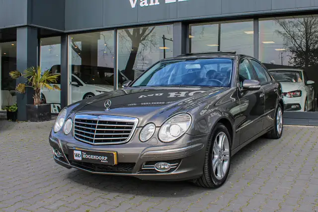 Mercedes-Benz E 350 Avantgarde NAVI XENON SCHUIFDAK LUCHTVERING NAP