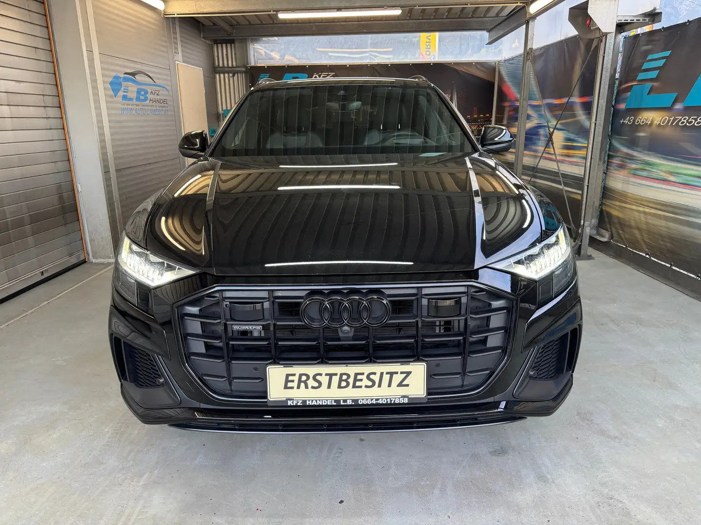 Audi Q8 50 TDI quattro Schwarz - 2