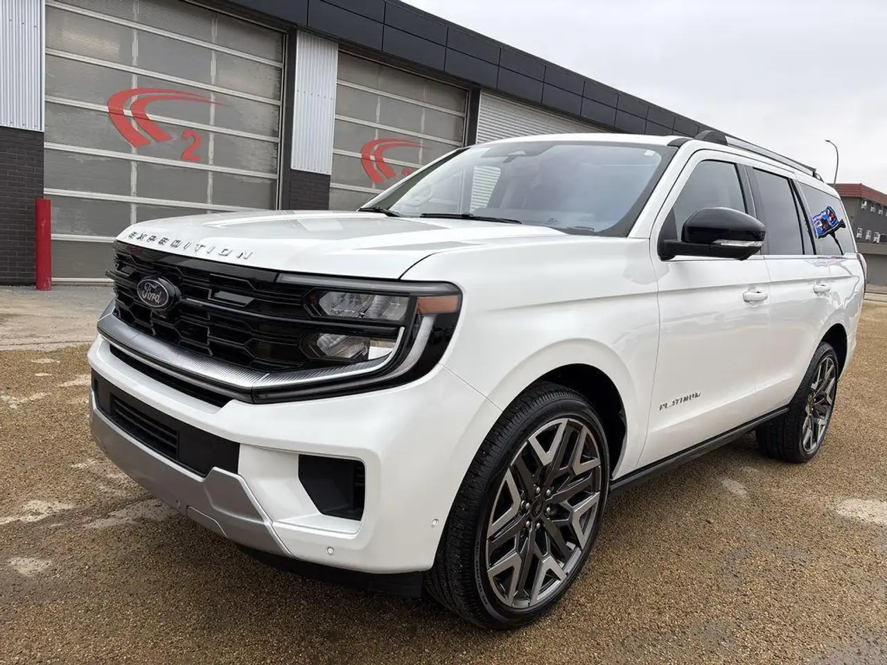 Ford Expedition снимка Ford Expedition