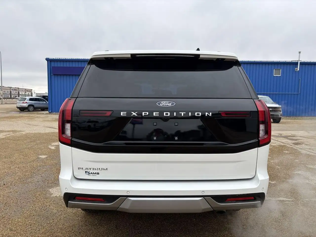 Ford Expedition снимка Ford Expedition