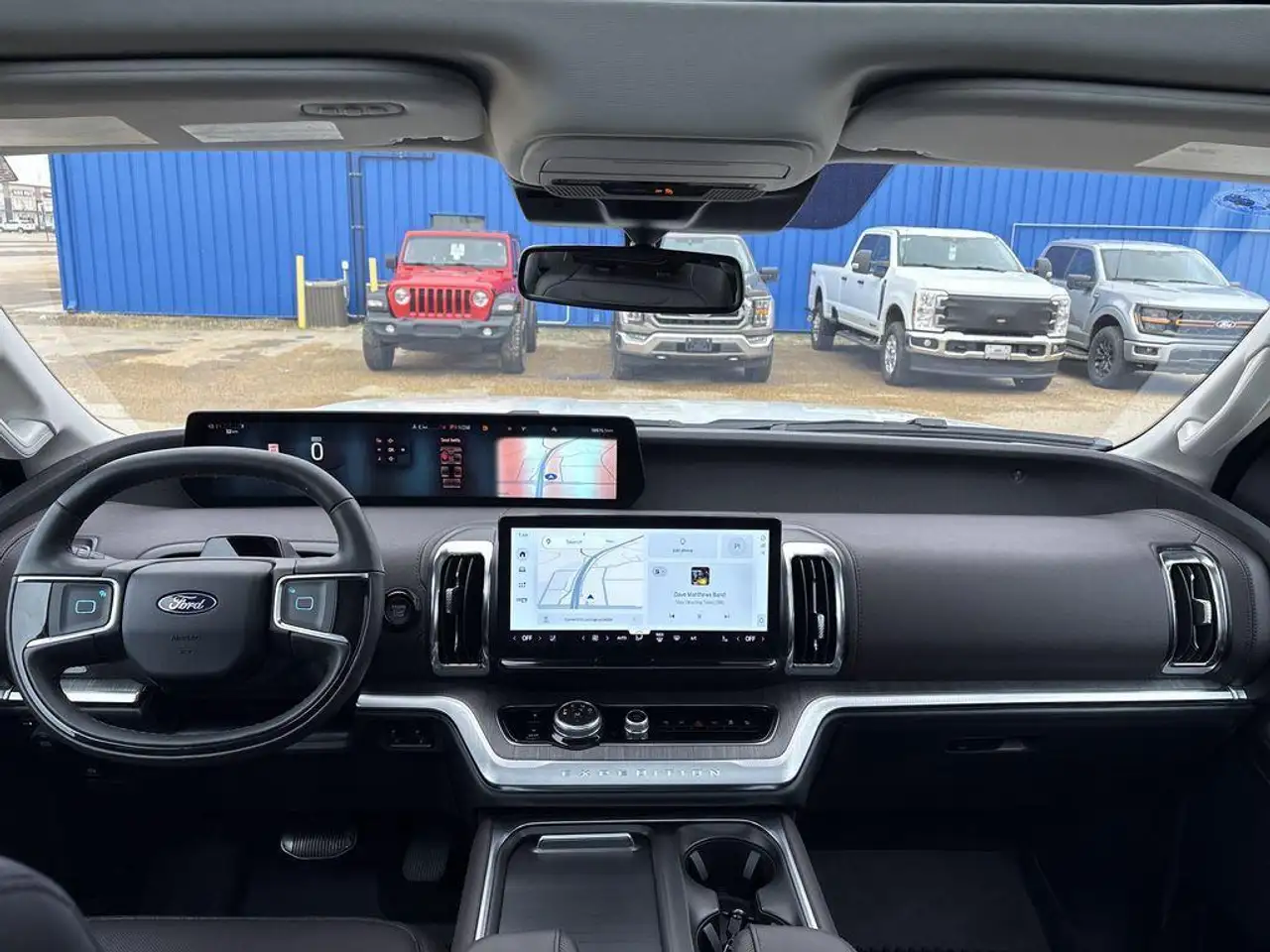 Ford Expedition снимка Ford Expedition