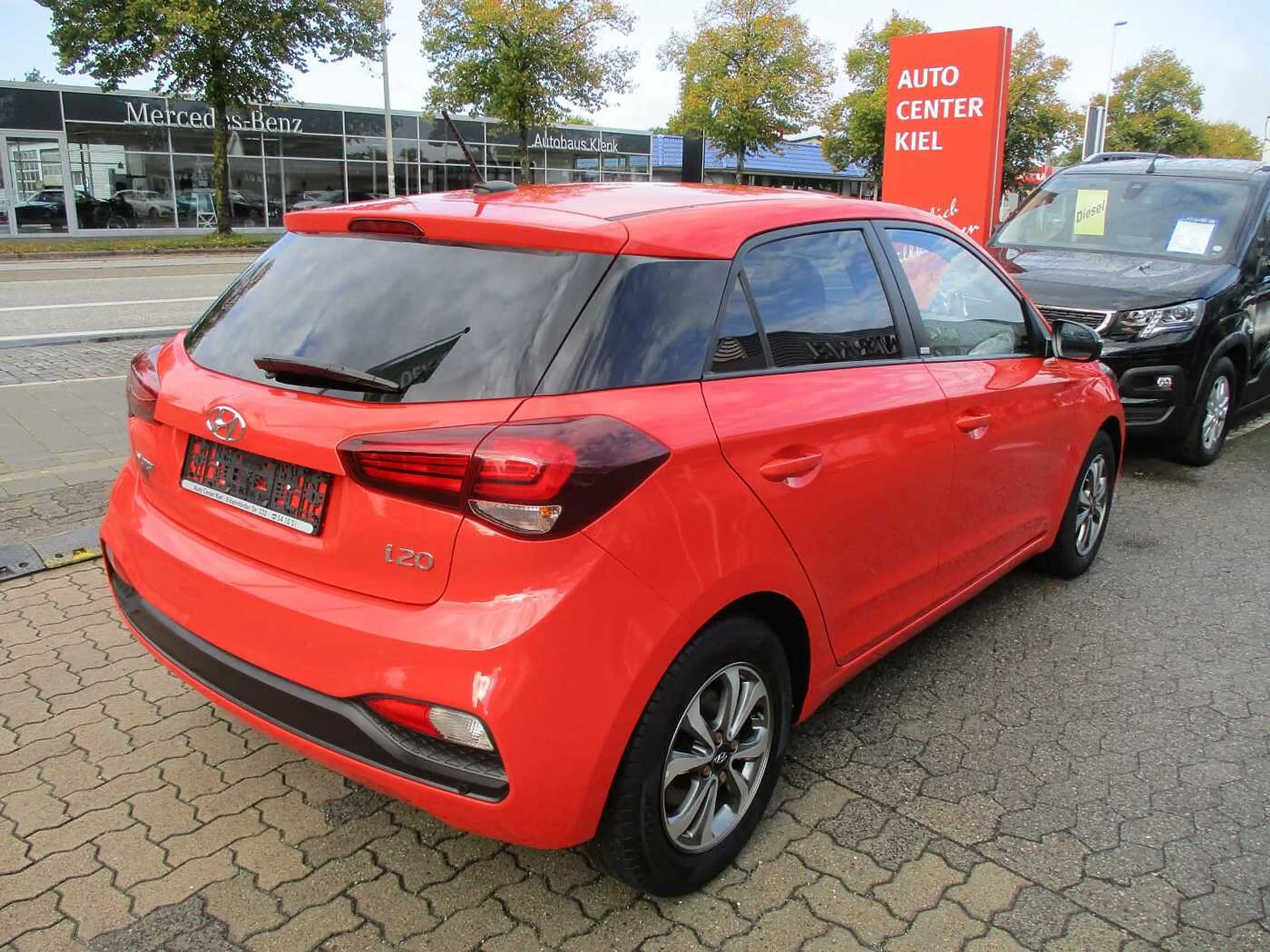 Hyundai i20 blue T-GDI YES! *Kamera*Sitzhzg.*Tempomat — photo 3