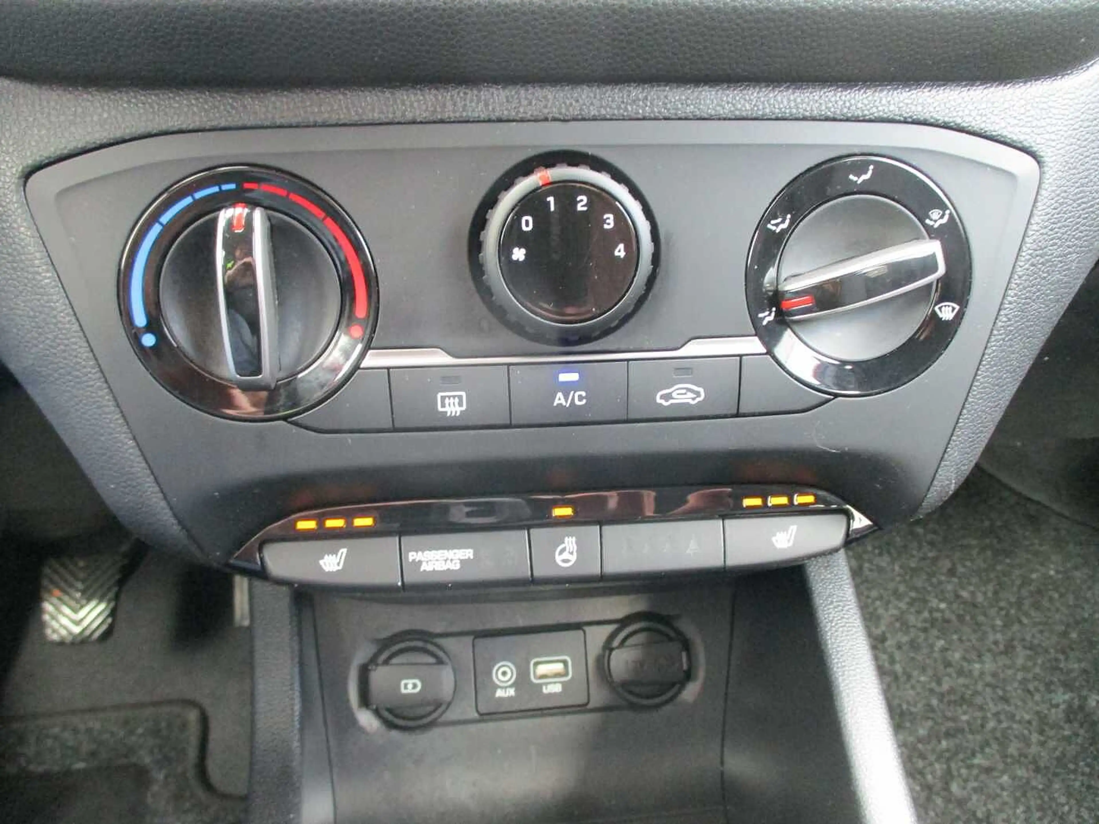 Hyundai i20 blue T-GDI YES! *Kamera*Sitzhzg.*Tempomat — photo 10