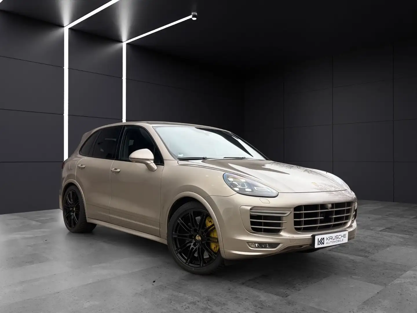 Porsche Cayenne Turbo S *Pano*Stdhz*SHZ*360°*Sitzlü*Burm Gold - 2