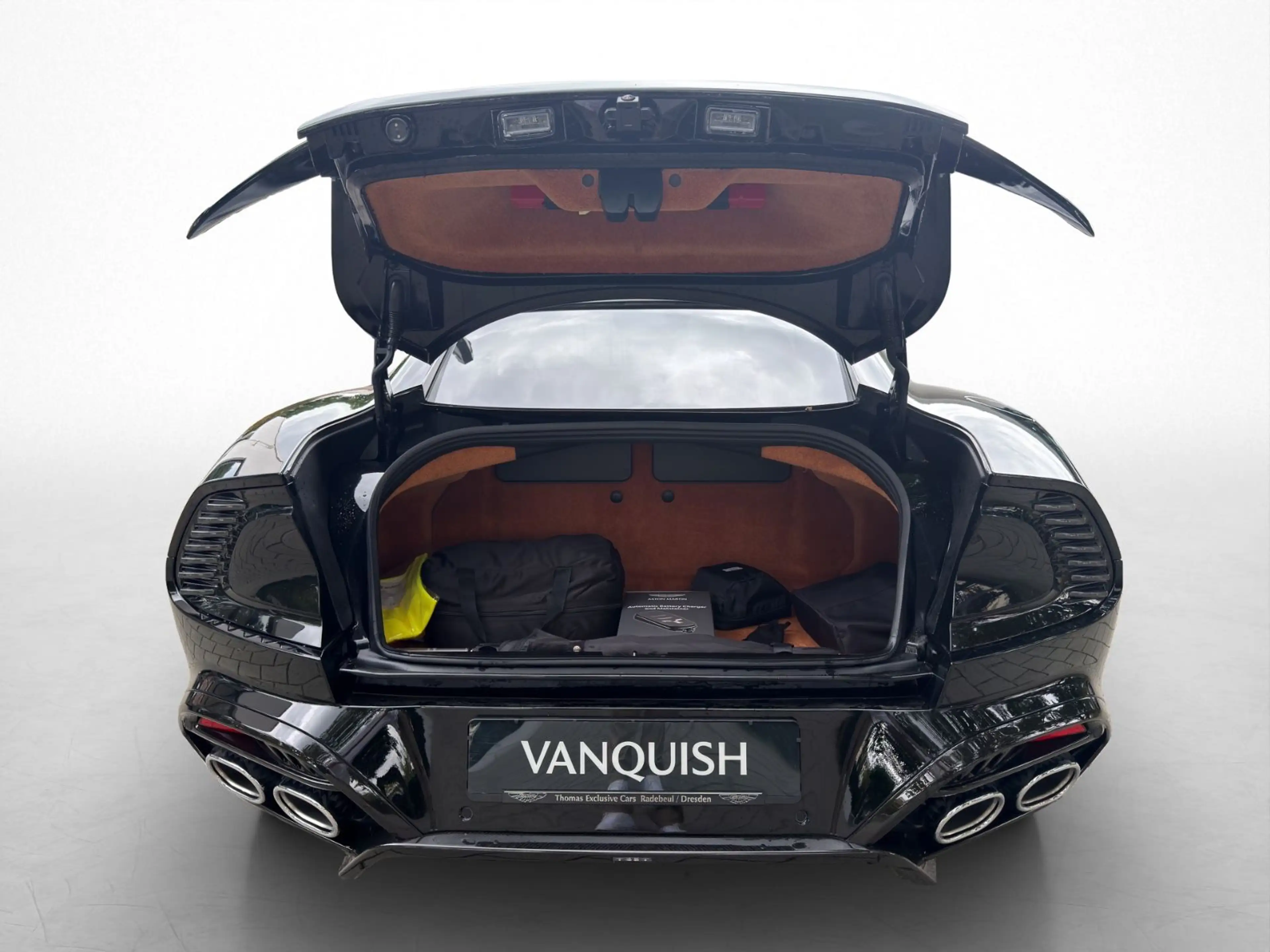 Aston Martin Vanquish V12 Full Carbon Option/PPF — photo 9