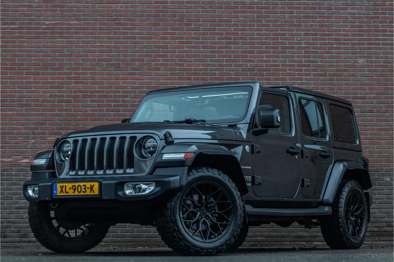 Jeep Wrangler 2.0T Sahara, Origineel NL, 70.000km NAP, Leder, St Gris - 1