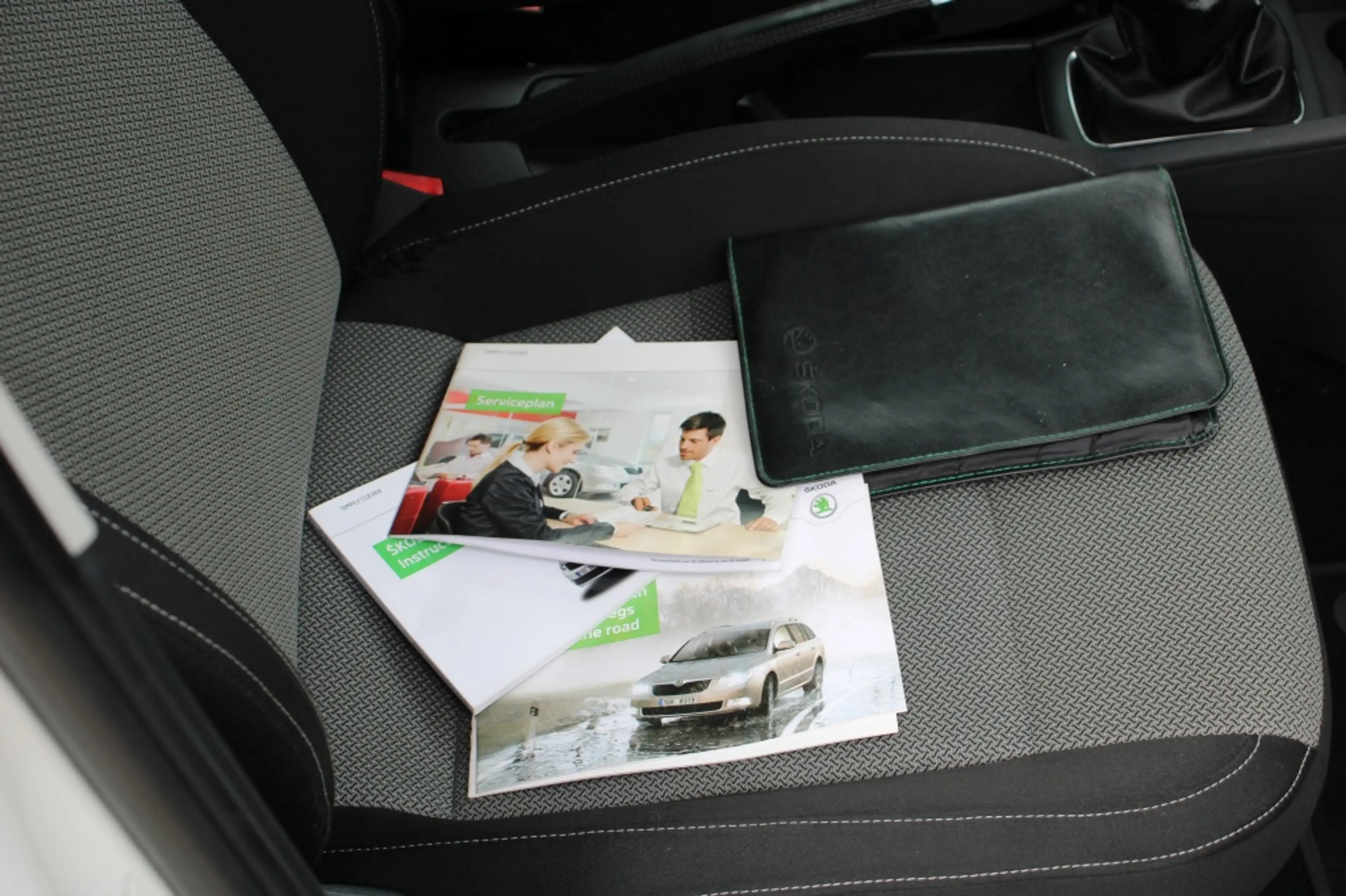 Skoda Rapid/Spaceback 1.2 TSI Grt Eleg Bns — photo 15
