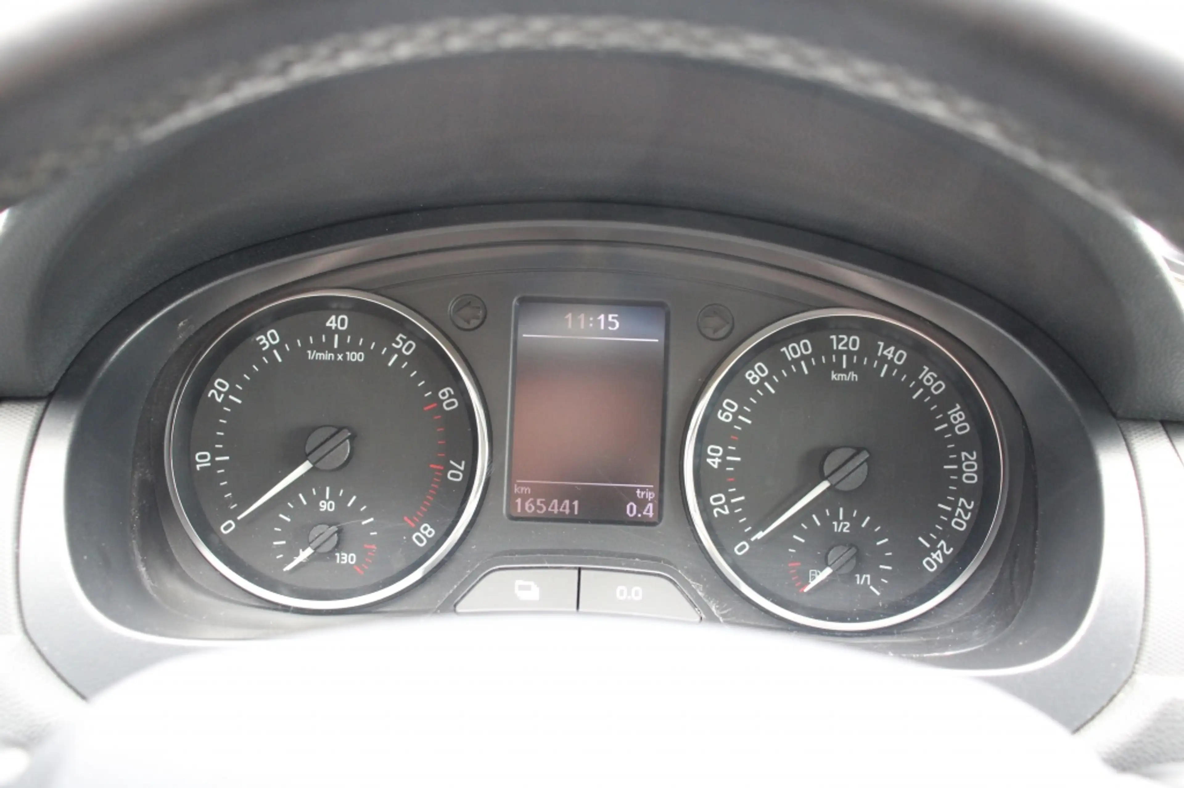 Skoda Rapid/Spaceback 1.2 TSI Grt Eleg Bns — photo 9