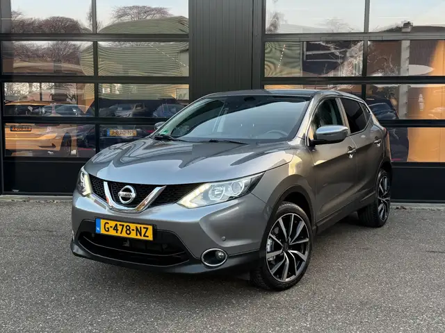 Nissan Qashqai 1.2 Acenta Led Navi Camera Stoelverw.