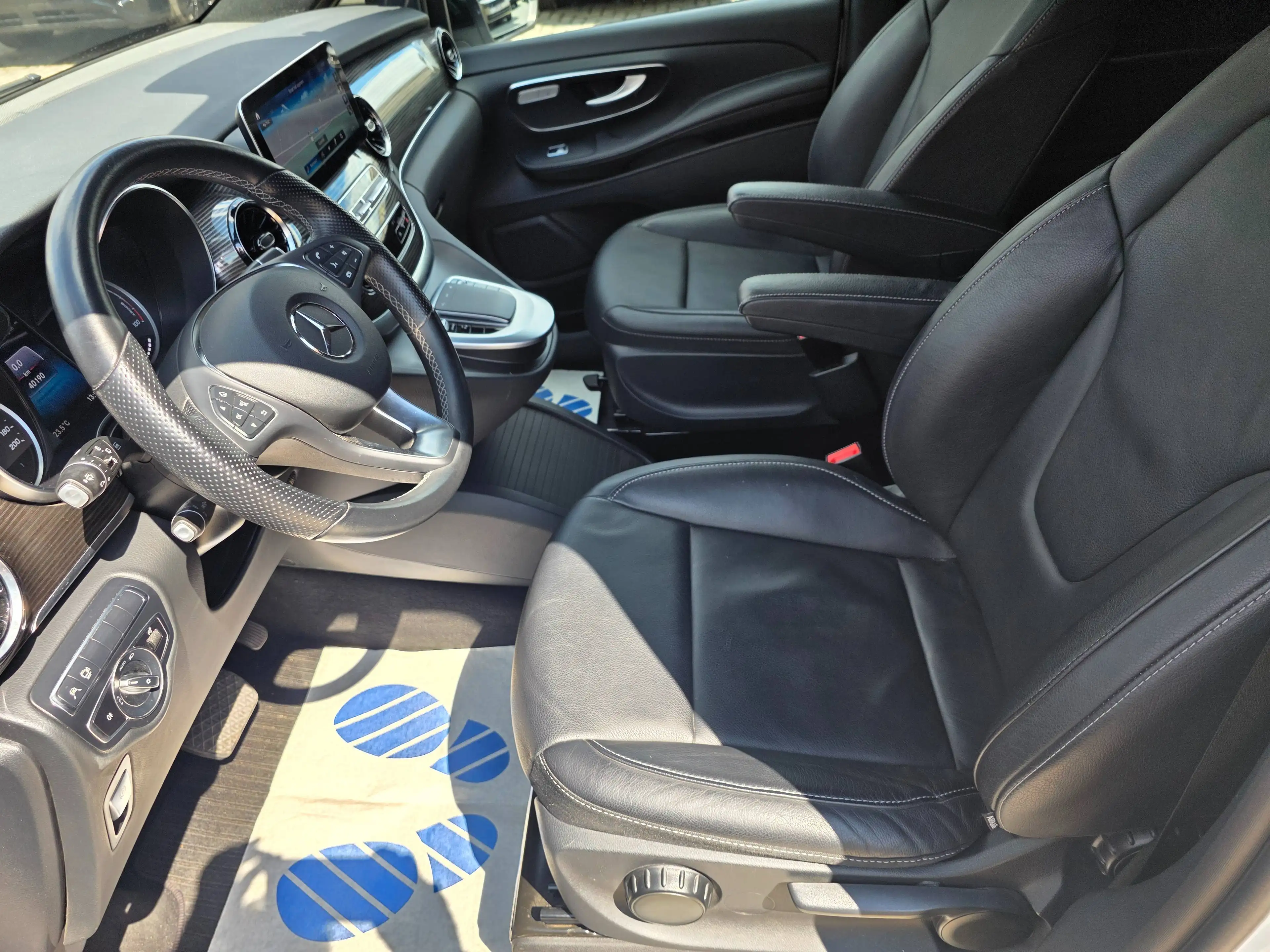 Mercedes-Benz EQV 300 34.990 EX - 7 Zitplaatsen - 100% Elektro - 40.000 KM — photo 12